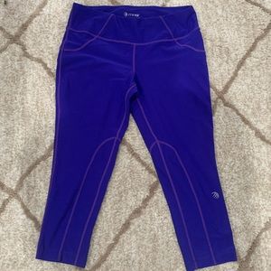 Purple Capri length leggings